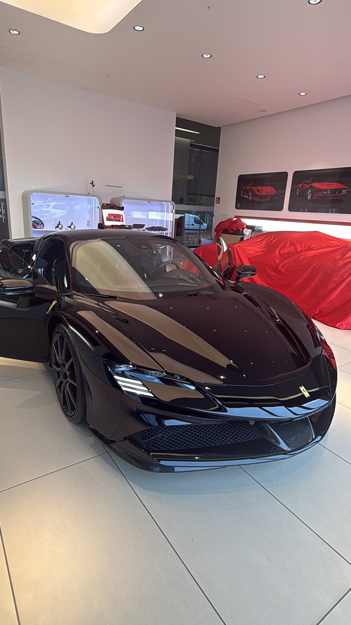 Ferrari SF90