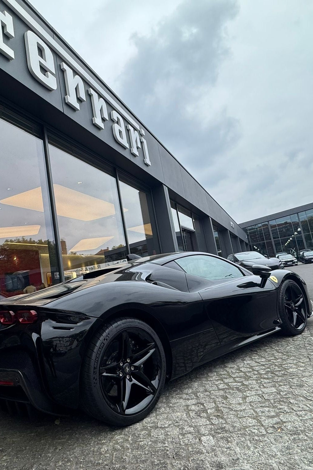 Ferrari SF90
